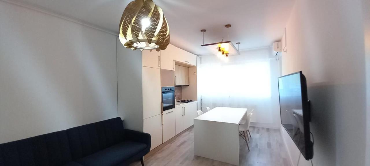 Appartamento Modern 1br With Wifi, Parking And Self Check In